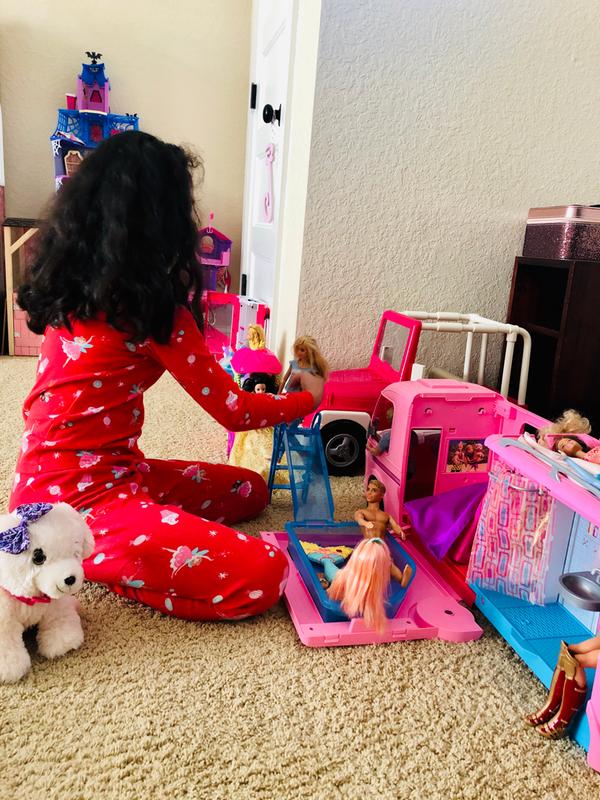 Time to play with everyone in the pool