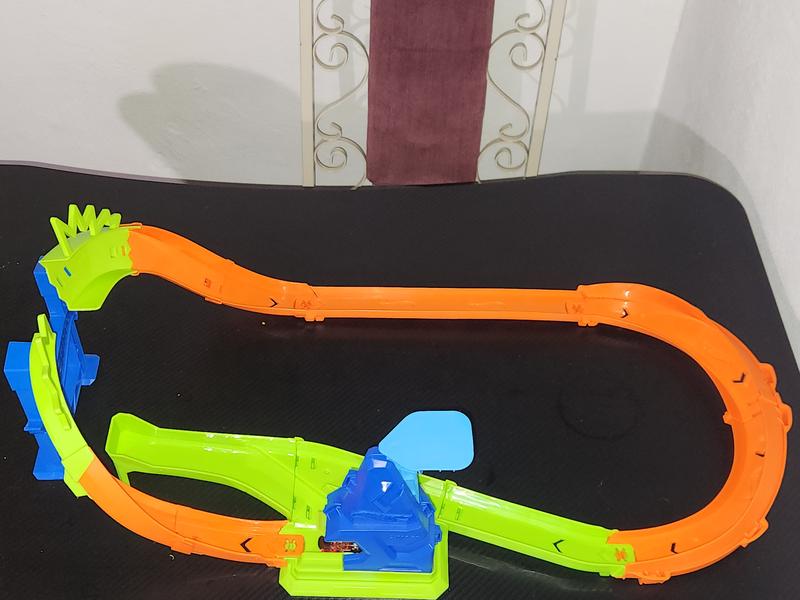 Customer photo for "Hit stunt track"