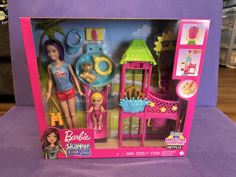 Barbie-Skipper Premiers Jobs Coffret Parc Aquatique, avec toboggan