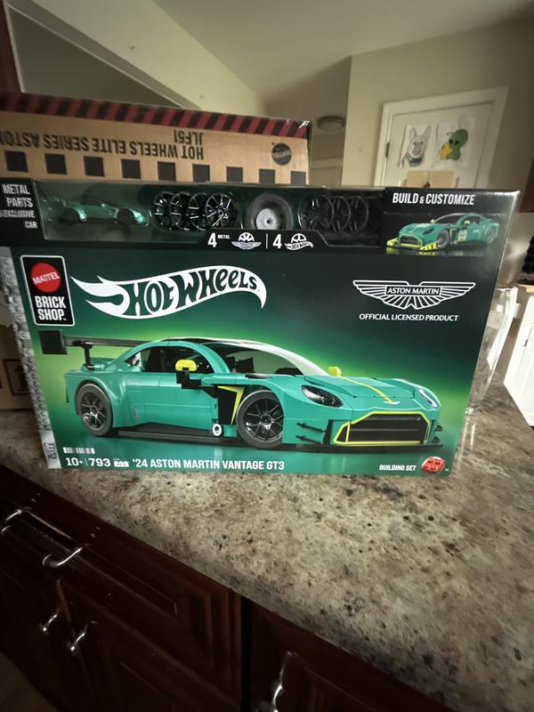 Customer photo for "Mattel Hotwheels Brick Shop - Astin Martin Vantage"