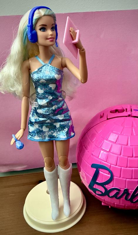 Customer photo for "Barbie Rolls into a Star!"