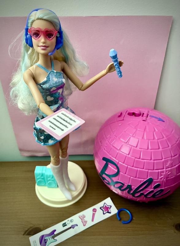 Customer photo for "Barbie Rolls into a Star!"