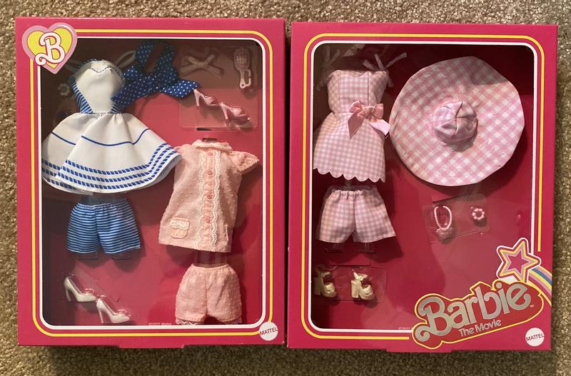 Barbie: The Movie Fashion Pack with Three Iconic Film Outfits and  Accessories (HPK01)