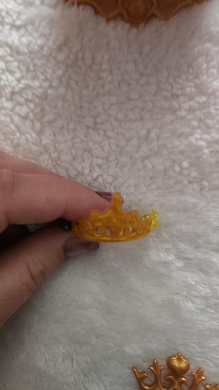 Customer carousel item 13.