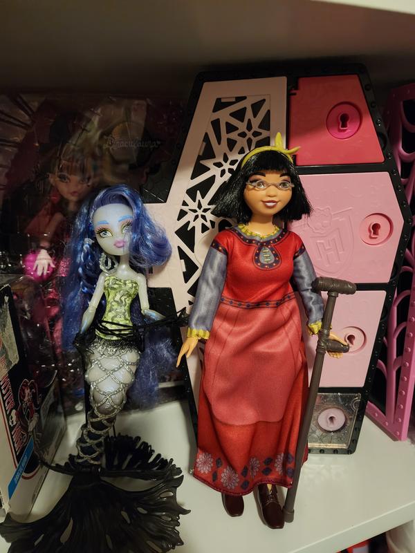 Disney Wish Dahlia Fashion Doll - Entertainment Earth