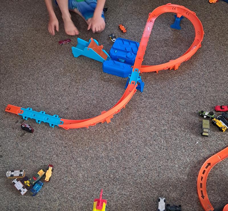Customer photo for "Awesome track set"