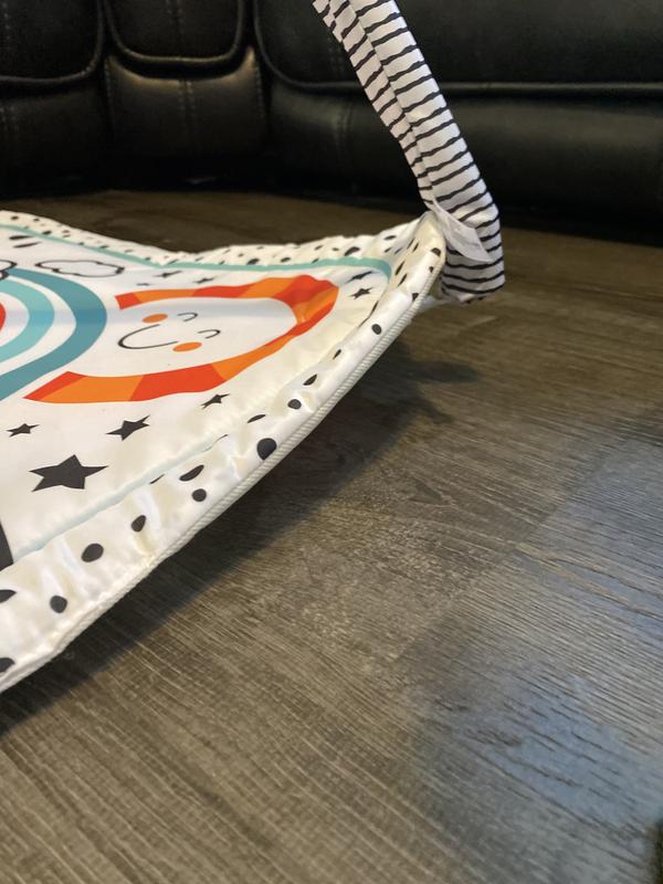 Showing how it lifts up. Wish it didn’t do that.