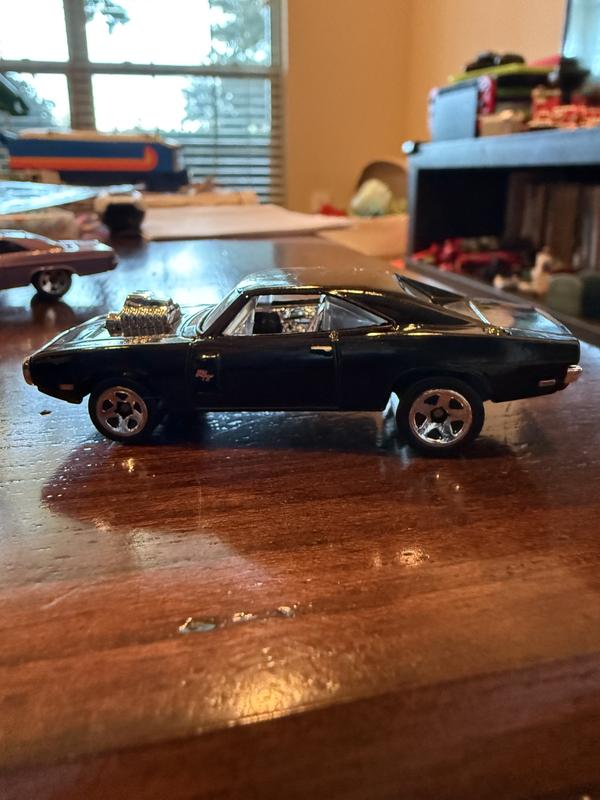 Review Thumbnail Image 5 245557801