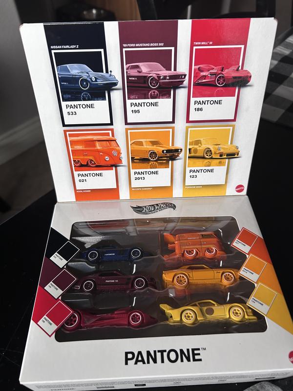 Customer photo for "Hotwheel Pantone Set"