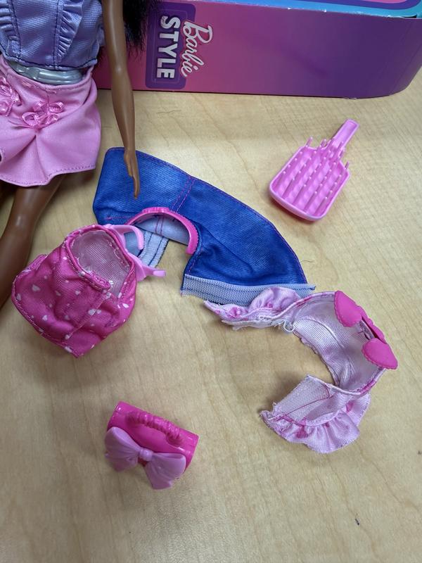 Customer photo for "Easy to change Barbie"