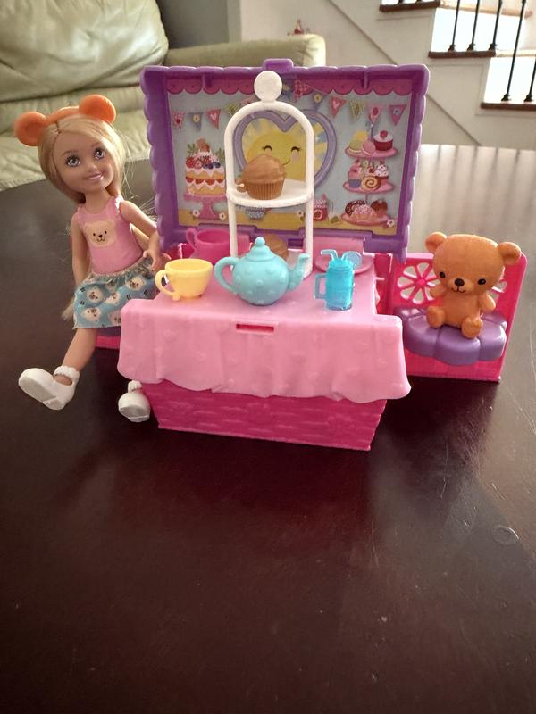 Customer carousel item 11.