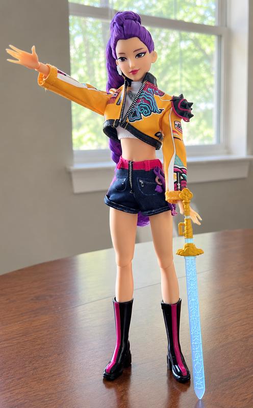 Customer photo for "Great k-pop doll"