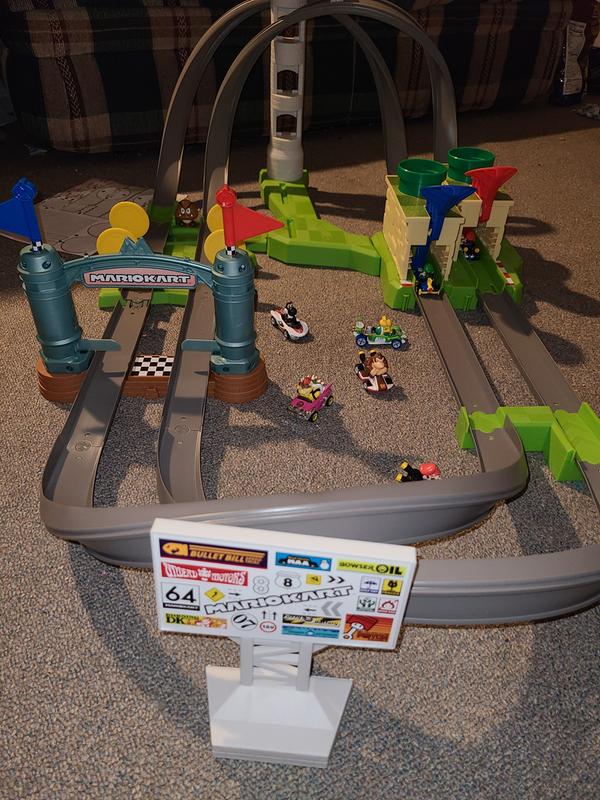 hot wheels mario kart mario circuit track set