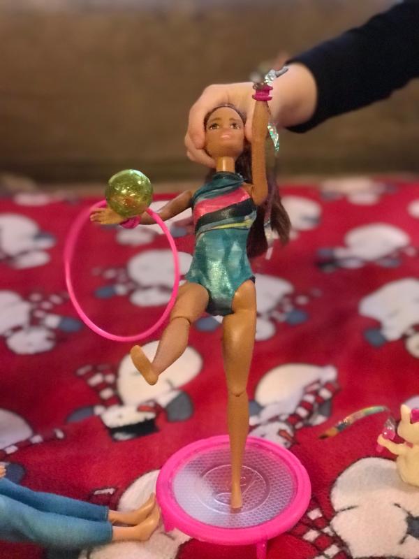 Barbie Dreamhouse Gymnaste Brune