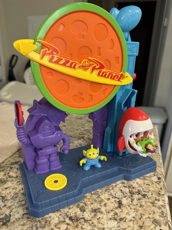 Customer carousel item 8.