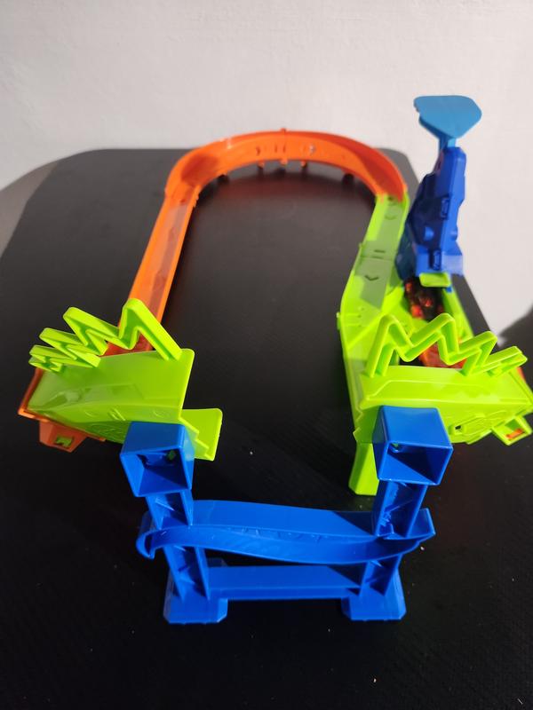 Customer photo for "Hit stunt track"