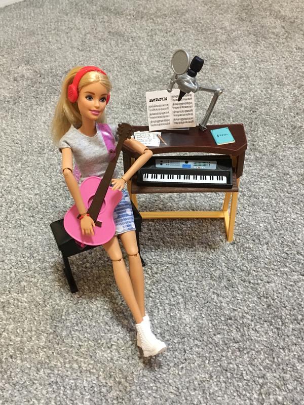 Barbie discount doll piano