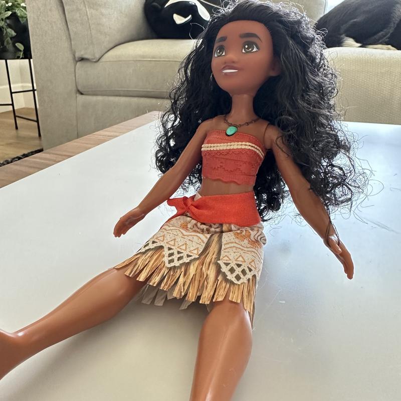 Disney Poupée Musicale Princess Vaiana Qui Chante en appuyant sur Un  Bouton, Jouet + 3 Ans (Mattel HMG17) : : Jeux et Jouets