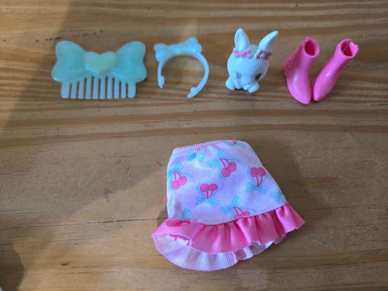 Water activated bunny to open and close eyes