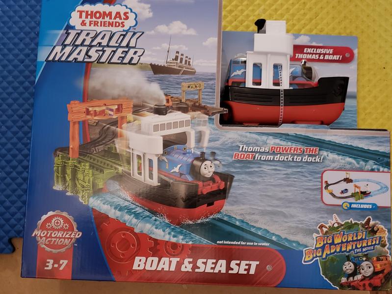 boat and sea set