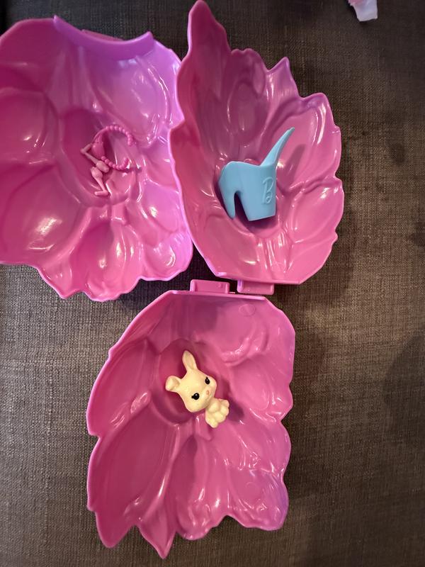 Customer carousel item 6.