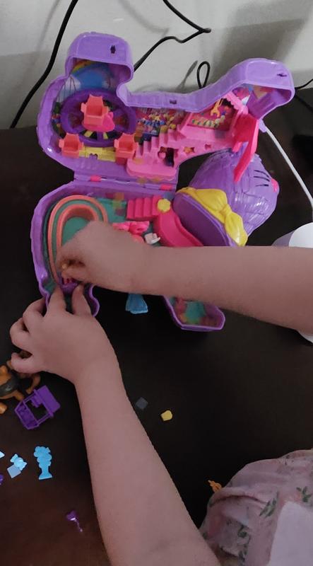 Movable pieces makes playtime interactive and feeds to imagination