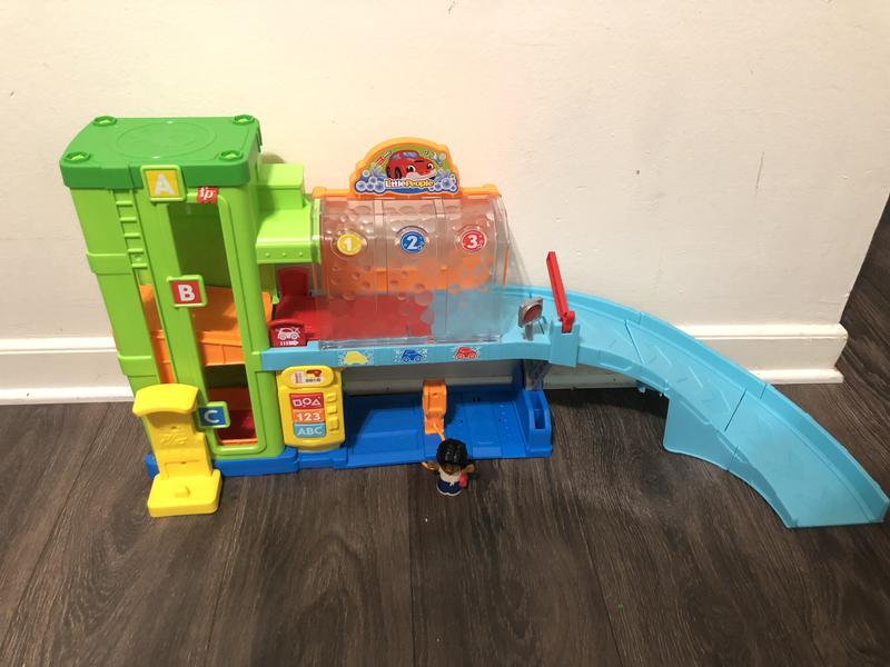 Fisher-Price® Little People® Light-Up Learning Garage™ playset
