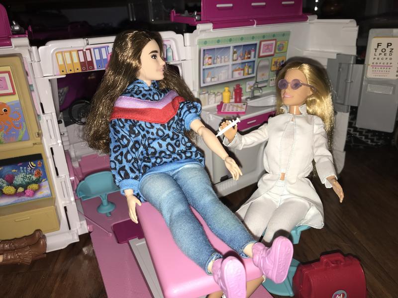 Toys r us online barbie ambulance