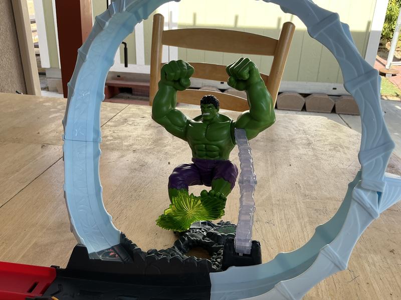 Customer photo for "Fun Hot Wheels set for dad and daughter time"