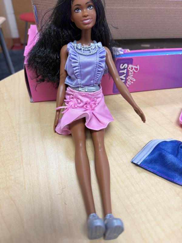 Customer photo for "Easy to change Barbie"