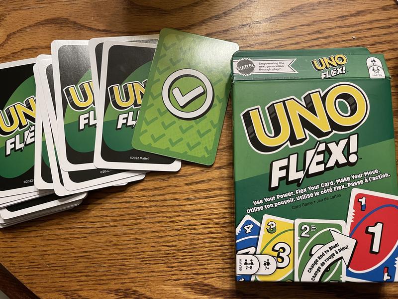 Mattel UNO FLEX Card Game
