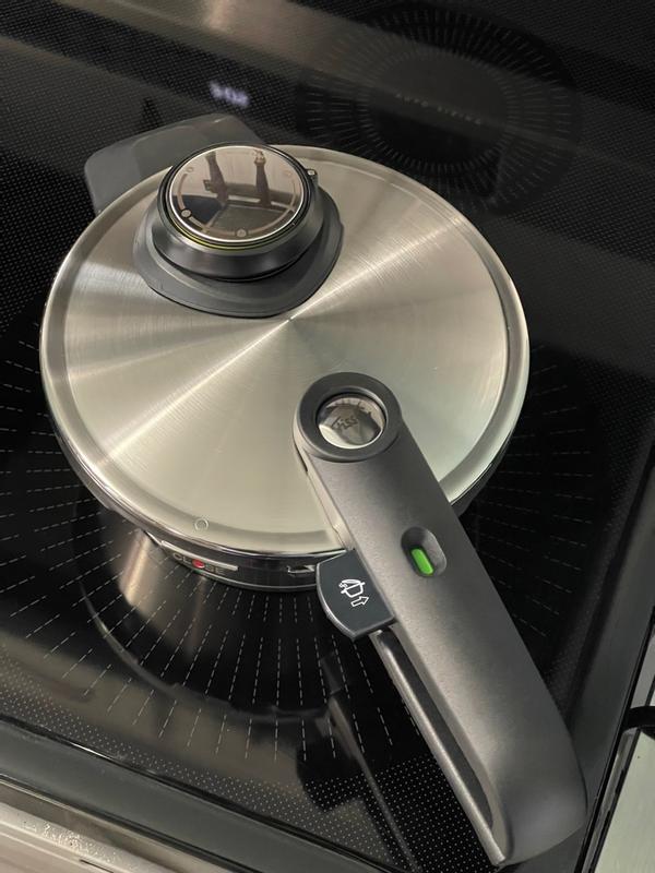 Vitavit® Premium-Pressure Skillet, 2.6 qt | Fissler Vitavit® Premium-Pressure Skillet, 2.6 qt | Fissler