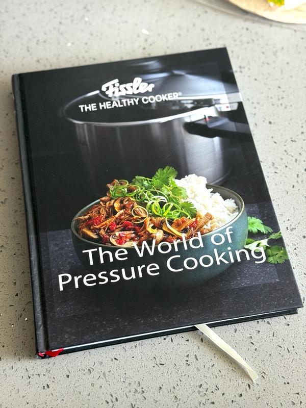 Customer photo for "Easily Entered The World of Pressure Cooking"