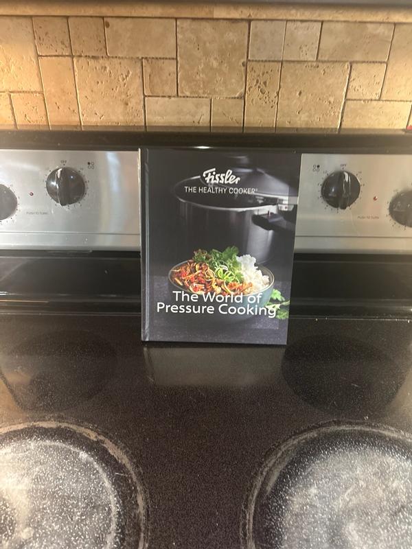 Customer photo for "The perfect support for pressure cooking!"