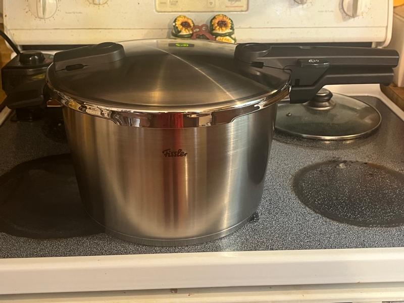 Fissler 8.5 qt vitaquick pressure cooker sale