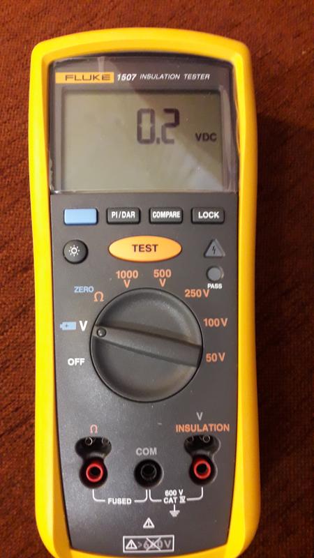 Fluke 1507 Digital Megohmmeter – Insulation Tester With 50/100/250/500/1000V, 10 GΩ Range, 20 KΩ Low-Resistance, Pass/Fail Compare & Backlit Display