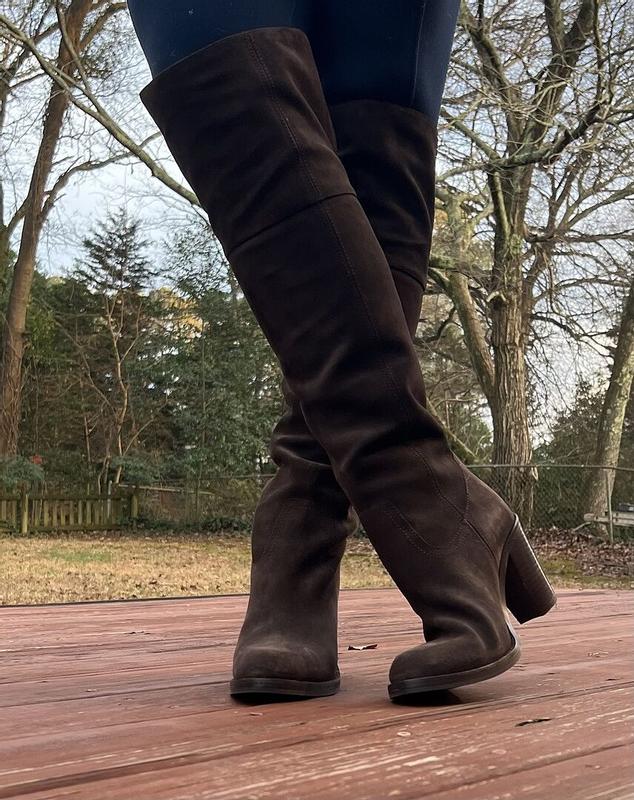 Review Thumbnail Image 0 372378590