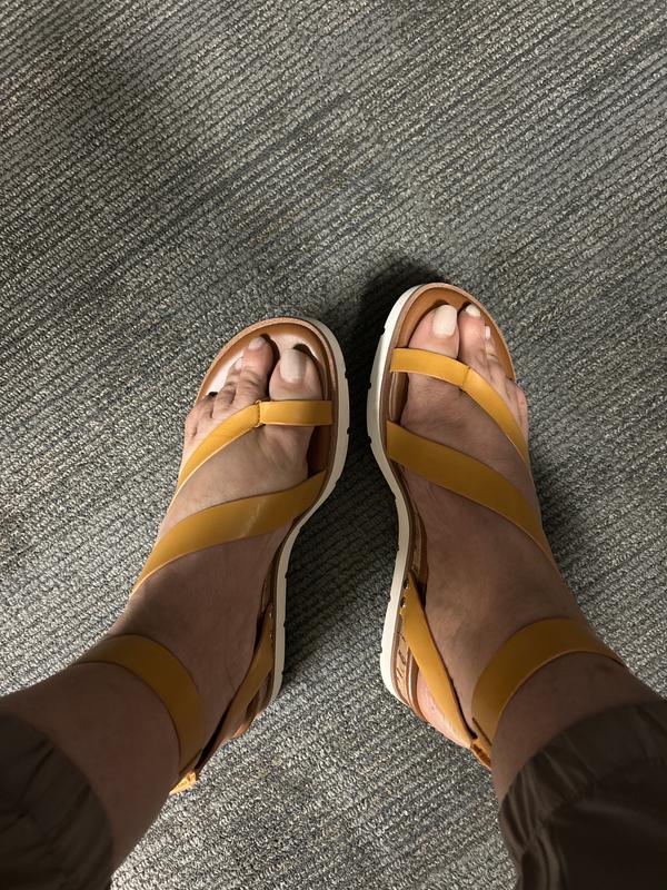 Daven sandals discount