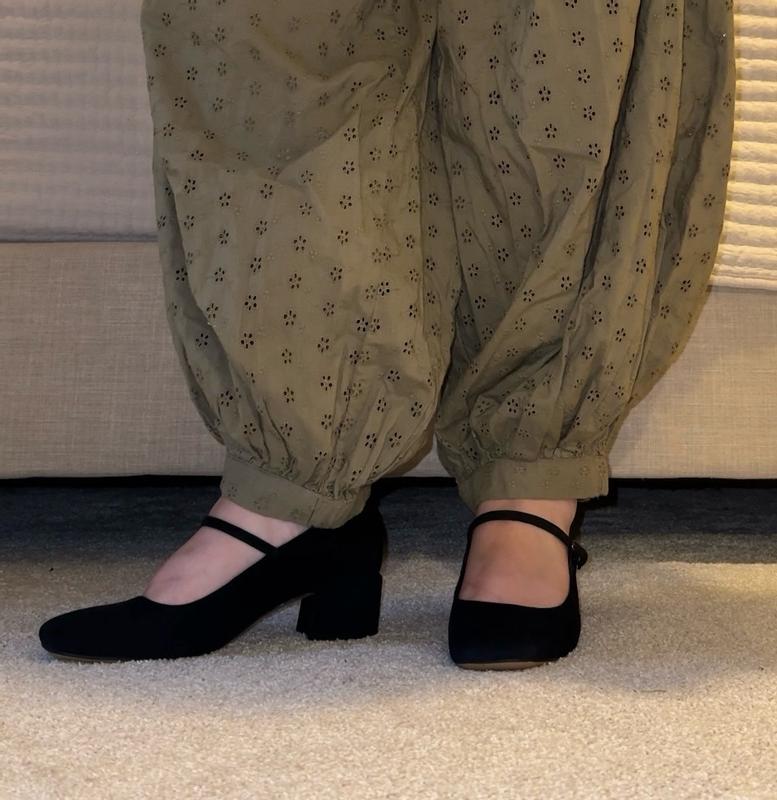 Customer photo for "Great versatile and comfortable shoes!!"