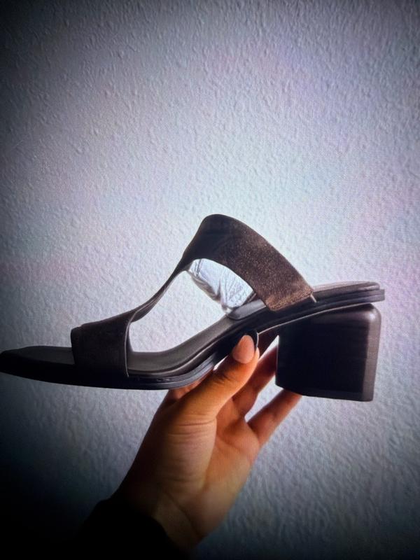 Review Thumbnail Image 1 382040758