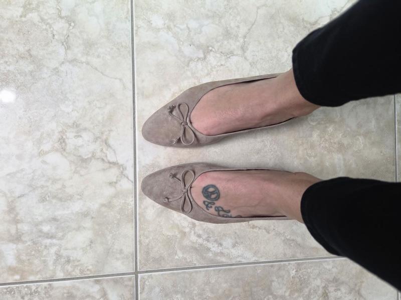 Customer photo for "Amazingly comfortable flats"