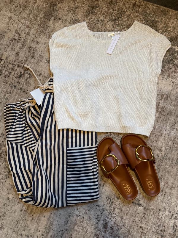 Review Thumbnail Image 1 379073073