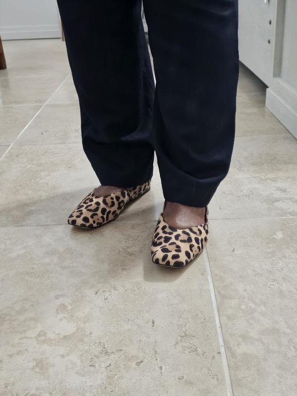 Customer photo for "Nice and stylish shoe"
