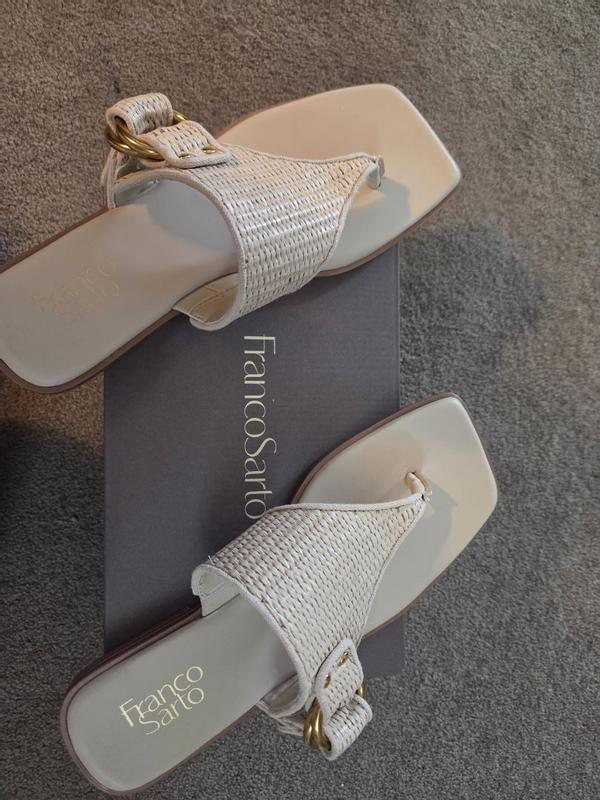 Review Thumbnail Image 0 383922245