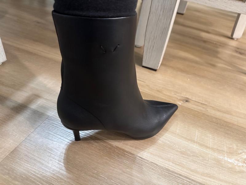 Blaine origuinal kitten heel bootie