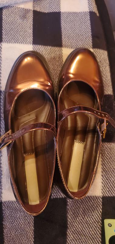 Color for refrance and example of the rubber.