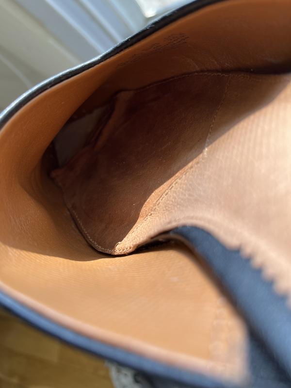 Customer photo for "Great looks, terrible quality"