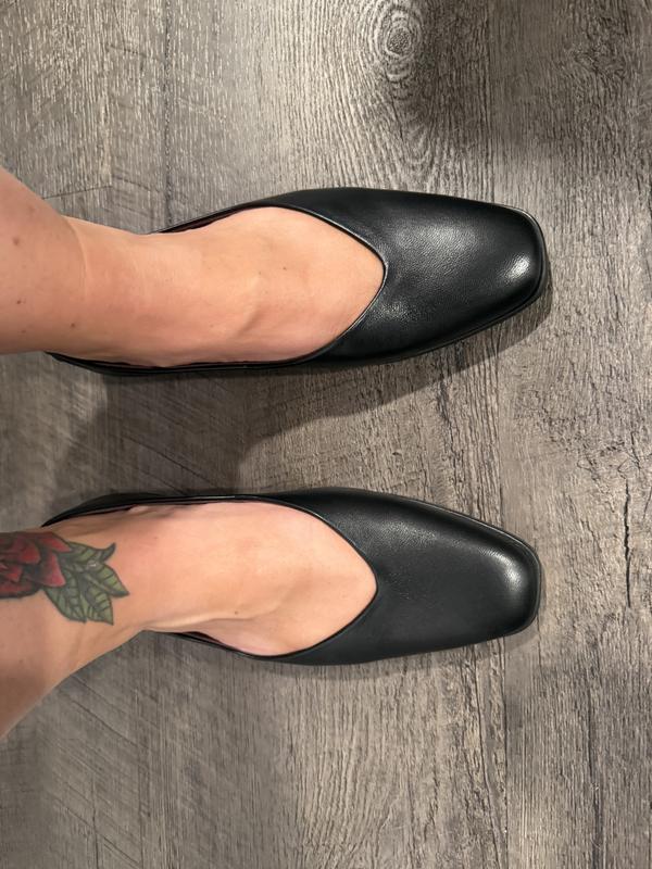 Customer photo for "Cute shoes but narrow"