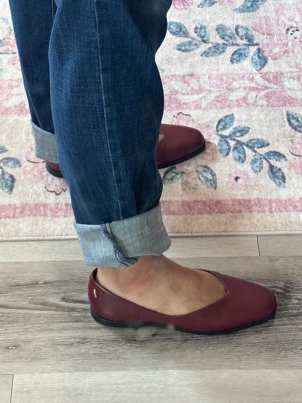 Customer photo for "Such a classy but fun work shoe"