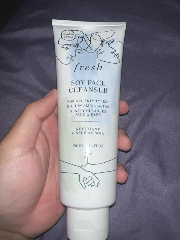 Fresh's Soy Face Cleanser Calmed My Sensitive, Dry Skin